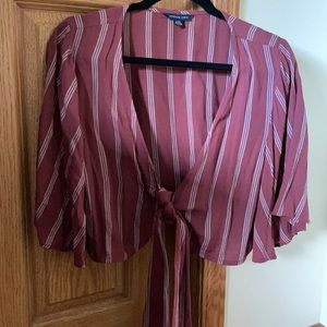 American Eagle front tie blouse